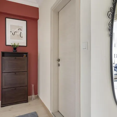 Appartement Modern Flat With Balcony On Bagdat Street Istambul